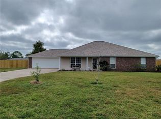 1423 Mohican Dr, Lake Charles, LA 70611
