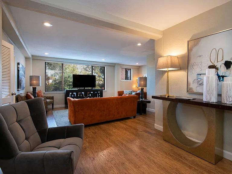 Rivercliff Estate Apartments in Little Rock, AR