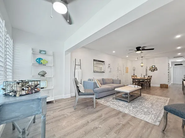 1021 Flame Vine Avenue #203, Delray Beach, FL 33445