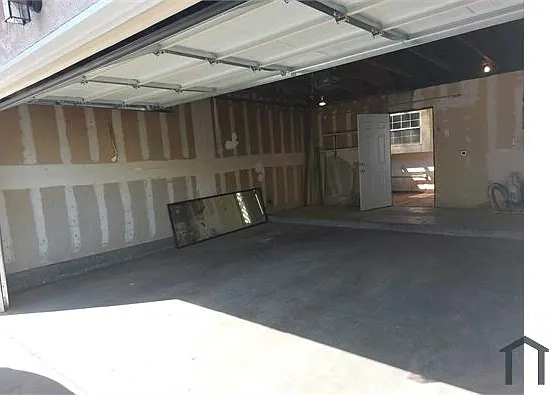 43645 Park Ave — Photo 18