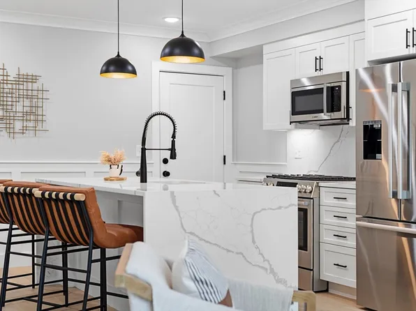 7-7C Aldersey St #C, Somerville, MA 02143