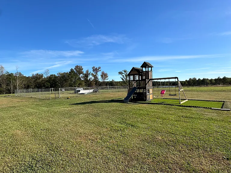 420 County Road 10 — Photo 3