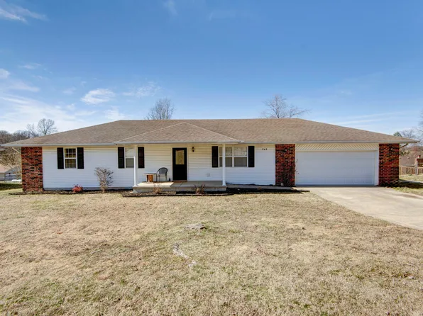 545 N Dill Street, Marshfield, MO 65706