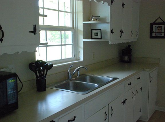 5th image of 2611 Canary Dr