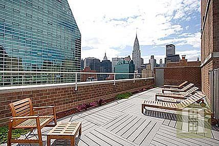 3rd image of 333 E 45th St APT 14D