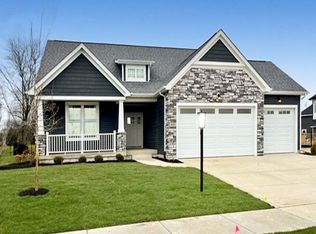34 Elderberry Ln, Valparaiso, IN 46383