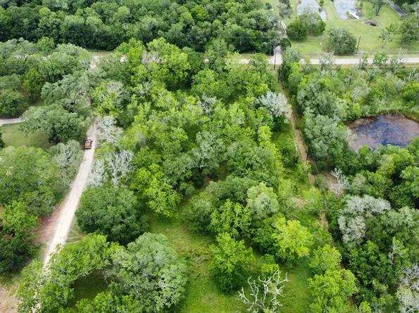 0 Jones Rd, Angleton, TX 77515