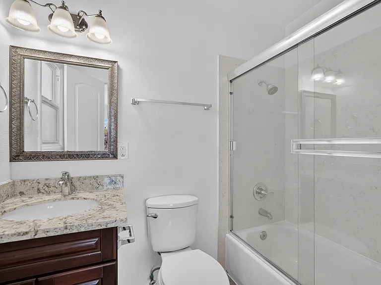 2045 Larsen Ct — Photo 24