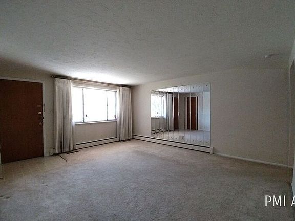 3rd image of 1401 Sherri Mar St