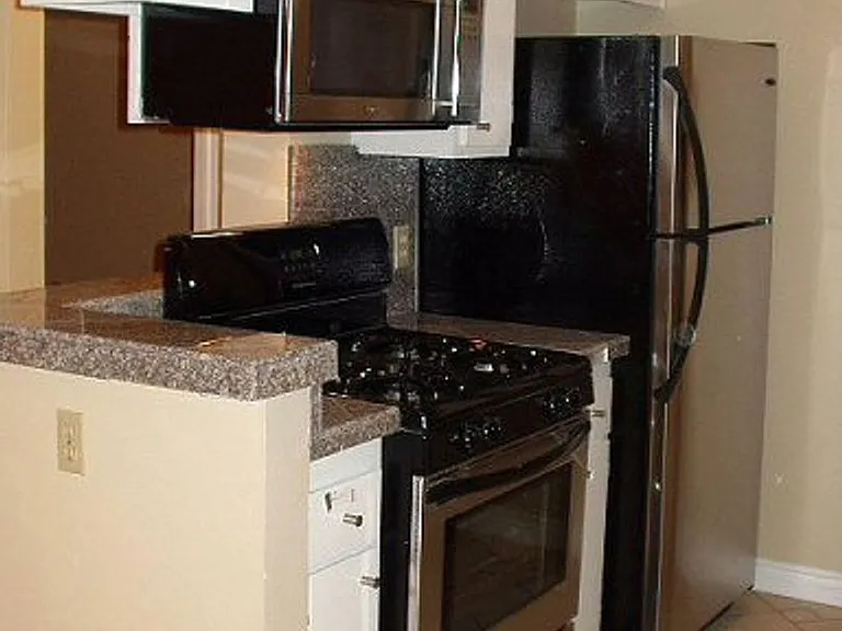 The Crescent @ Memory Park Apts — Photo 15