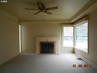 2nd image of 5115 NE 18th Ave