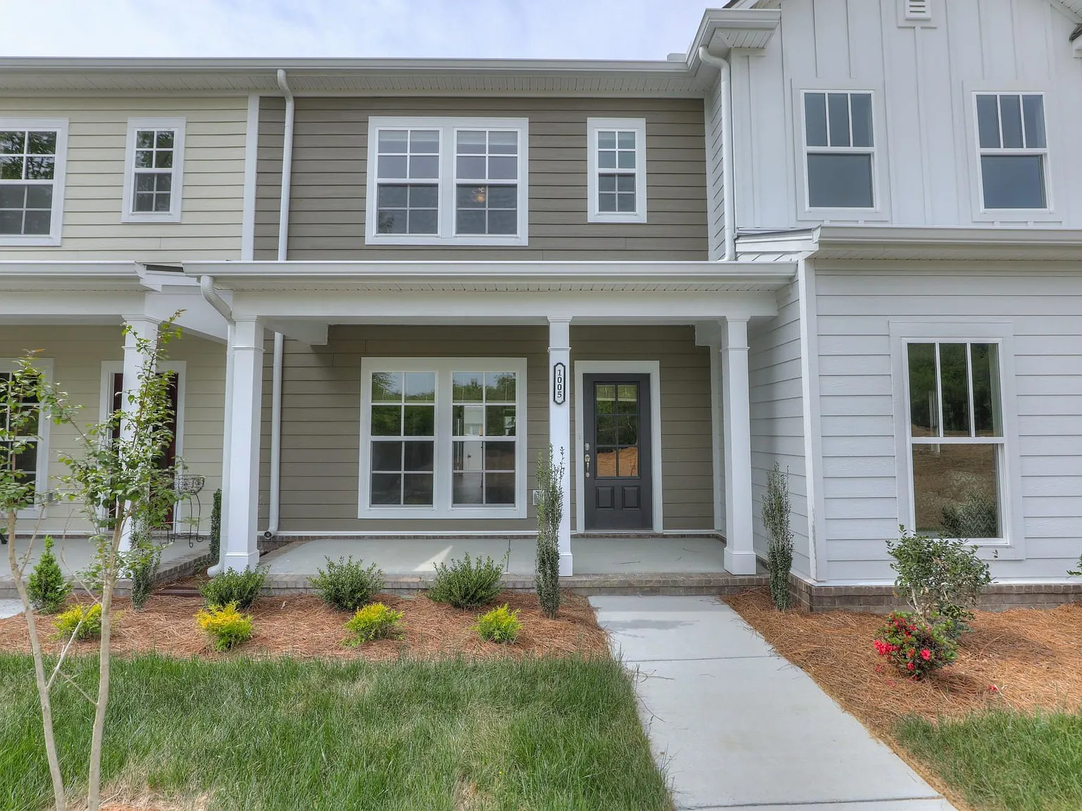 1005 Milson Ln — Photo 2
