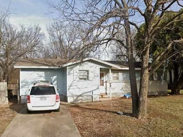 2313 NW 4th St, Lawton, OK 73507