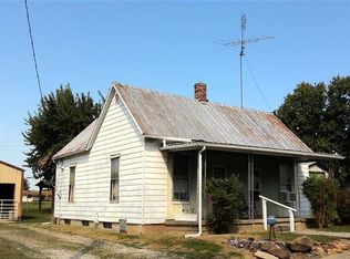 306 S State Road 145, Birdseye, IN
