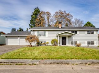 529 NE David Dr, Bremerton, WA 98310
