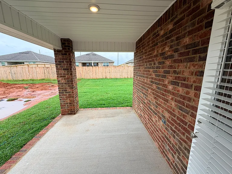 10555 Lowell St W — Photo 26