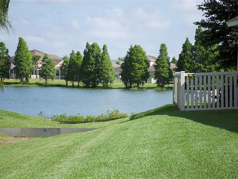 2504 Ladoga Dr — Photo 11