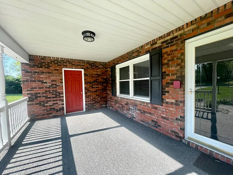 401 N Nebo Rd — Photo 4