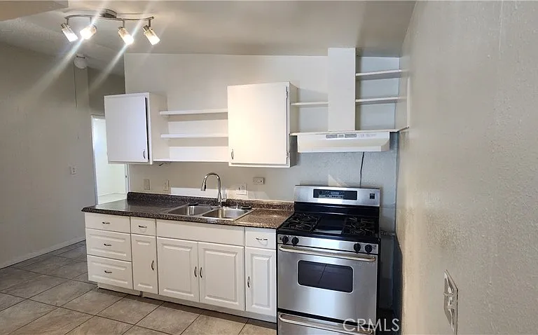 6963 Tamarisk Ave — Photo 6