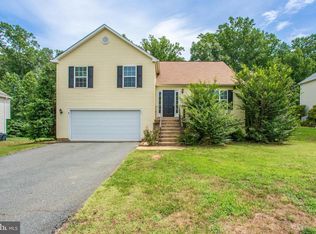 31 Bloomington Ln, Stafford, VA 22554