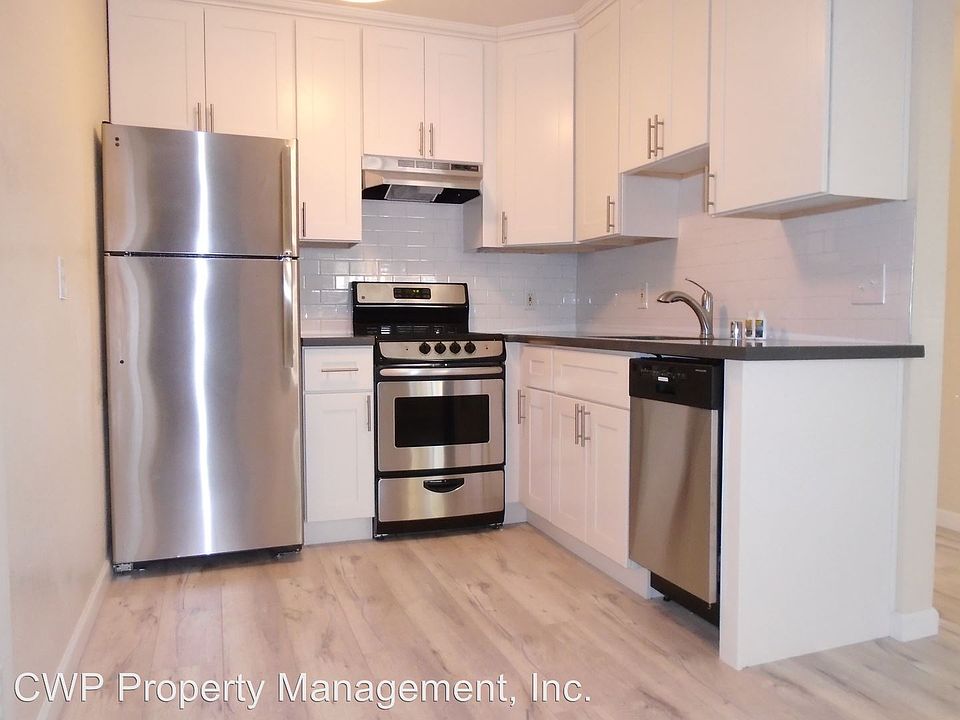 1st image of 10900 Macarthur Blvd APT 07