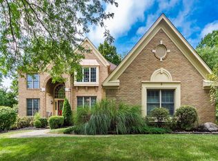 10670 Scarborough Way, Powell, OH