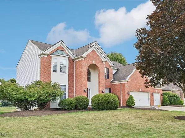 36245 S Park Dr, Avon, OH 44011