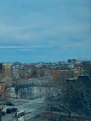 Sold by Real Direct | media 16