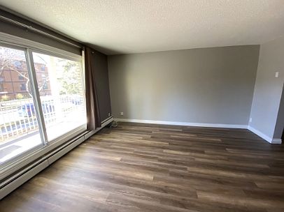 4th image of 10735 127th St NW #202