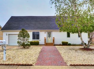 105 Arthur Dr, Manahawkin, NJ