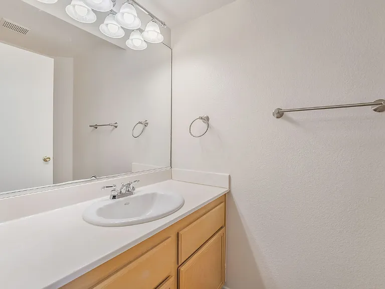 5267 Westwind Rd — Photo 21