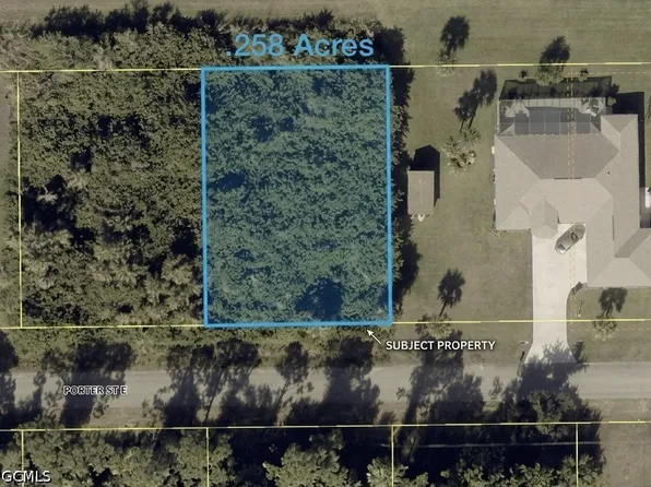 831 Porter St E, Lehigh Acres, FL 33974