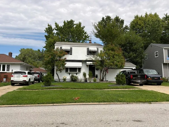 169 Saint Lawrence Blvd, Eastlake, OH 44095