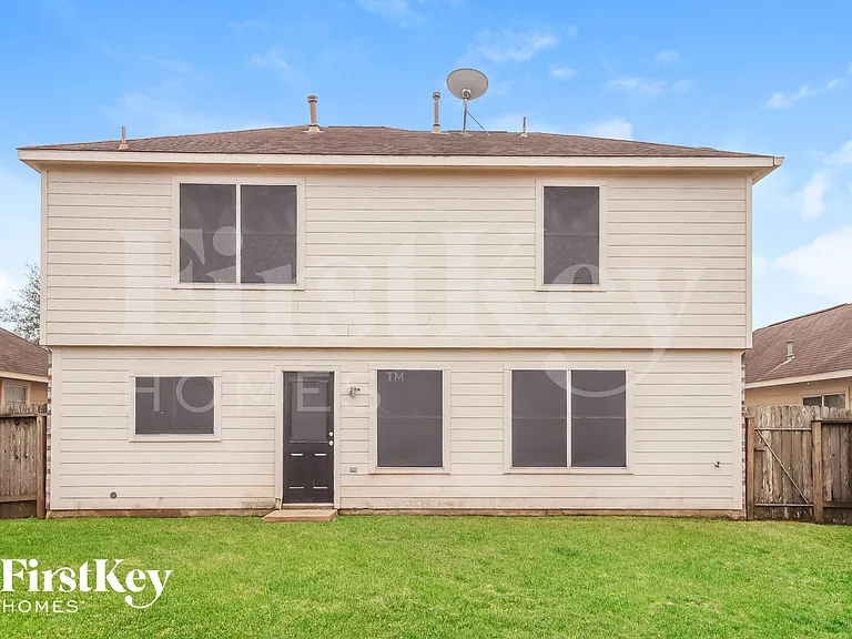 7223 Foxcrest Ln — Photo 15