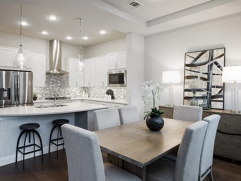 1115 Manacor Ln — Photo 11