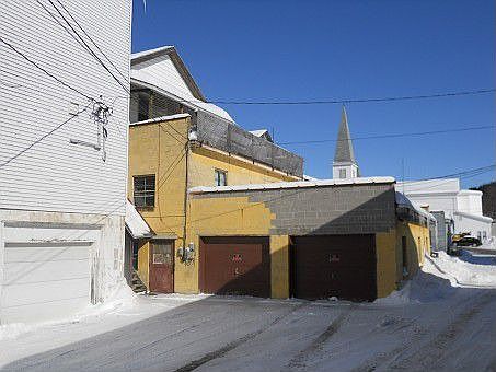 2nd image of 6 W Main St