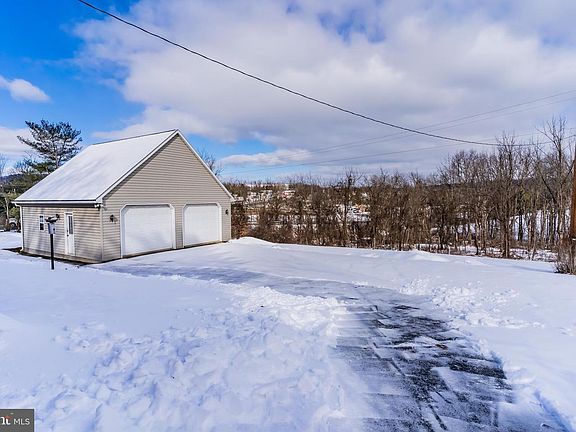 4th image of 461 Shuler Rd