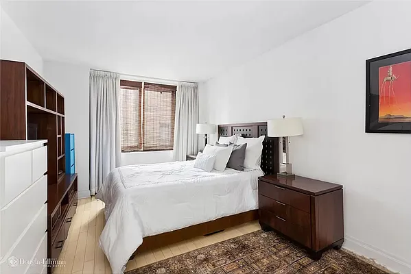 Rented by Douglas Elliman | media 4