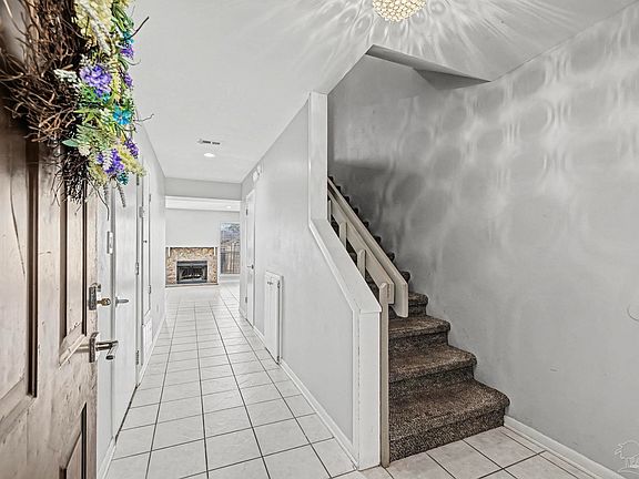 4th image of 6049 Hilburn Rd