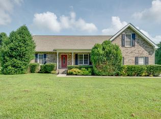 1021 S Tidwell Rd, Bon Aqua, TN 37025