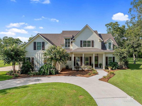 8753 Bishop Rd, Fairhope, AL 36532