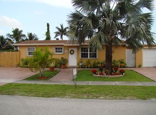 8010 NW 174th Ter, Hialeah, FL 33015