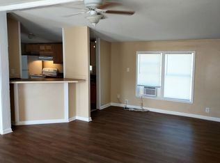 2 Live Oak Ln, Hazlehurst, GA 31539