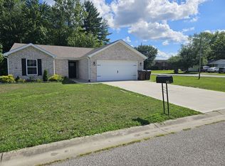 105 Northwoods Ct, Hanover, IN 47243