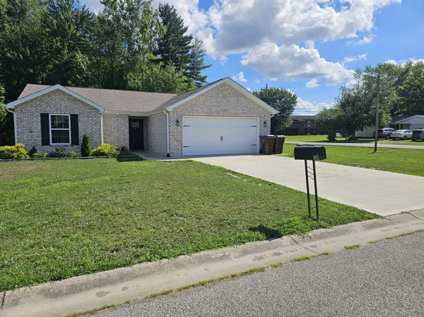 105 Northwoods Ct, Hanover, IN 47243