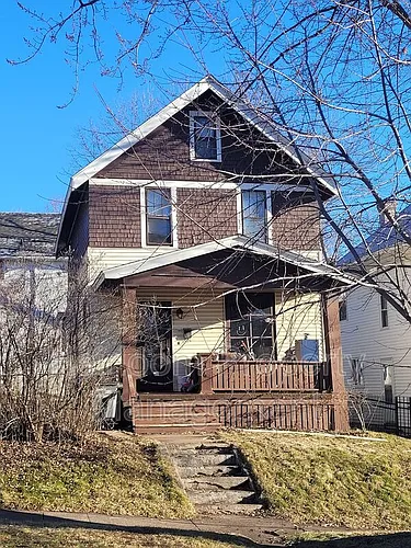 426 N 13th Ave E Photo 1