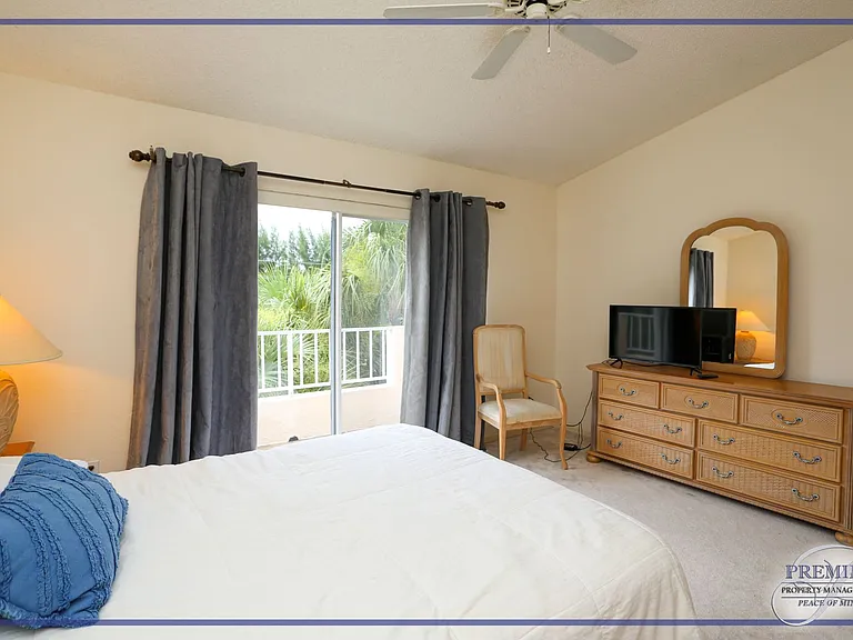 1044 Woodshire Ln #B203 — Photo 17