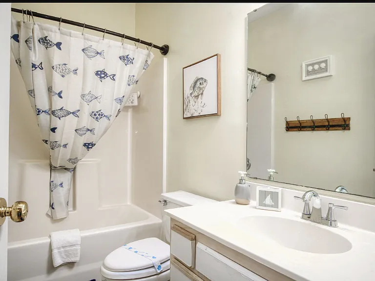 1290 River Oaks Dr #7N — Photo 11