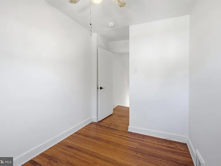 1108 Cobbs St — Photo 18