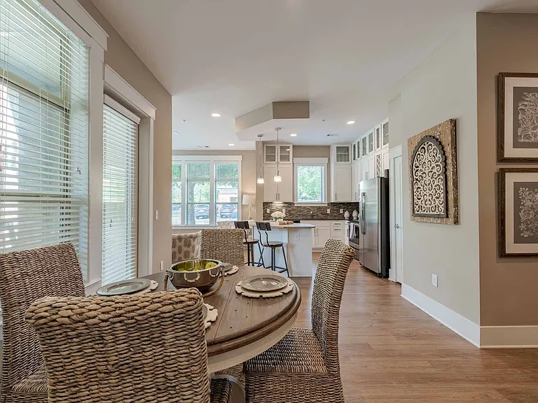 The Apartments at Palladian Place — Photo 31